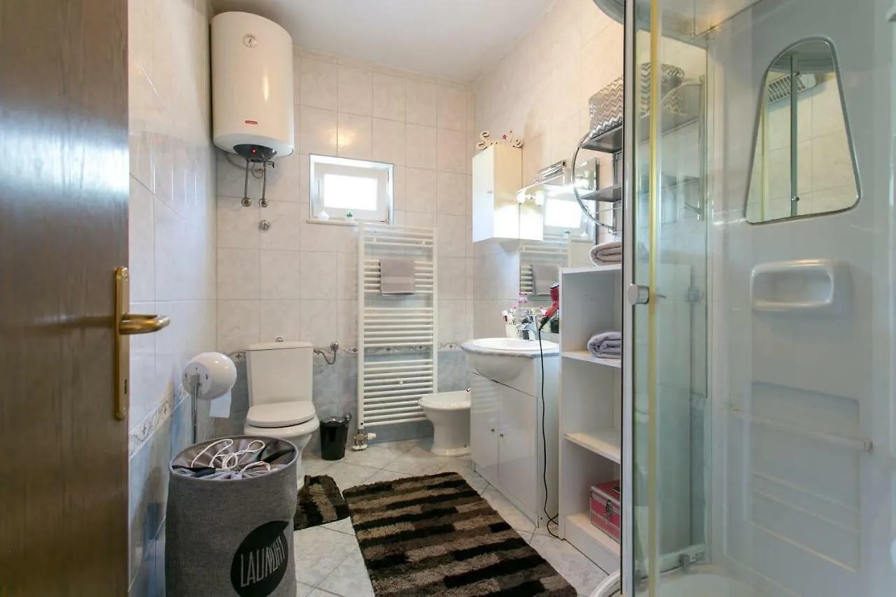 Ferienwohnung Apartman Antea Kaštel Stari Apartment